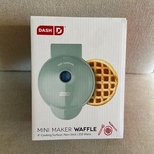 Dash Mini Waffle Chaffle Maker Keto New Teal